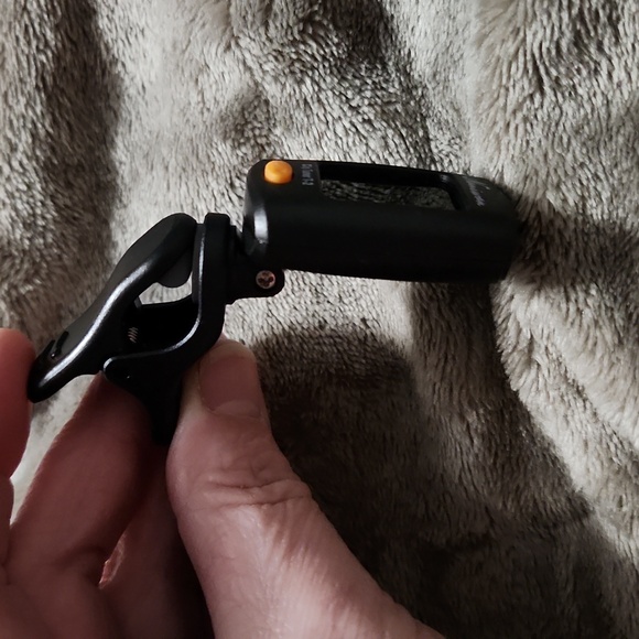 T2 Guitar Tuner - Picture 4 of 4